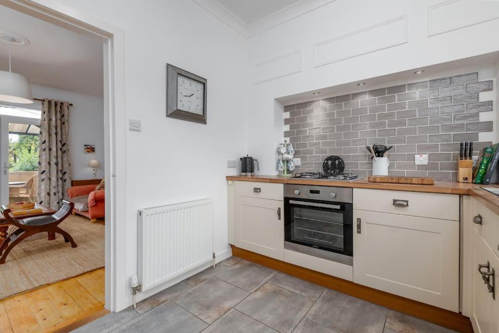Heather Cottage, 2 Bedroom In Comrie Exterior photo